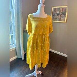 Super comfy, square neck yellow sundress.